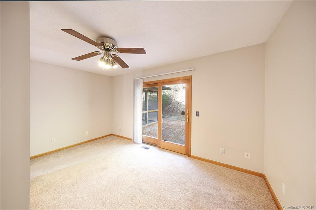1261 Charlie Brown Road - Photo 11