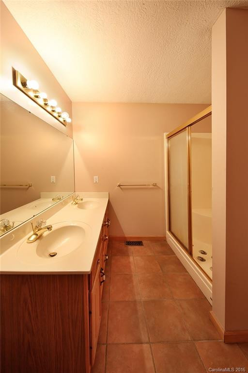 1261 Charlie Brown Road - Photo 18