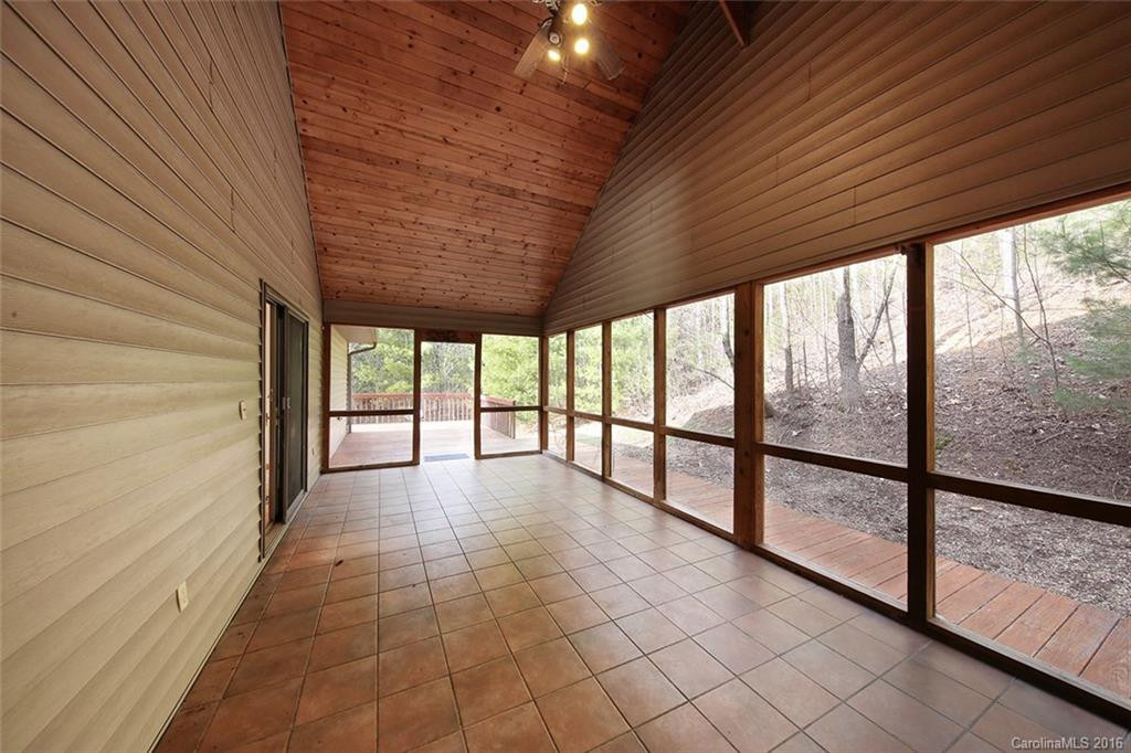 1261 Charlie Brown Road - Photo 8