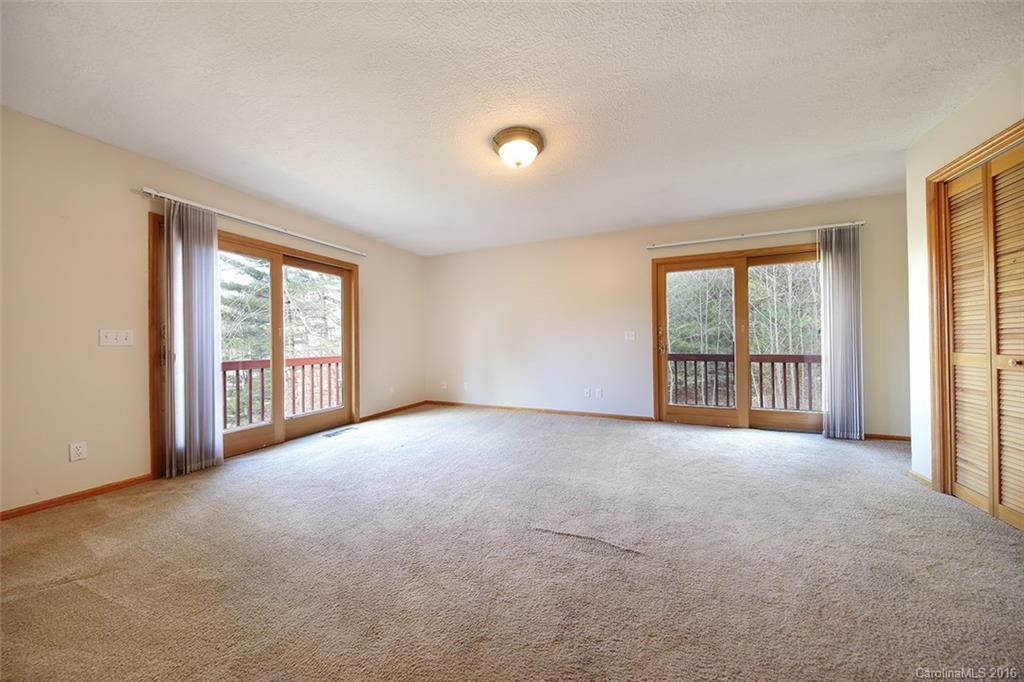 1261 Charlie Brown Road - Photo 9