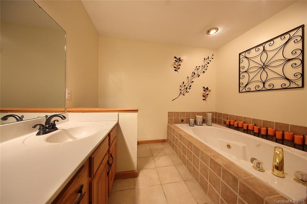 1261 Charlie Brown Road - Photo 10