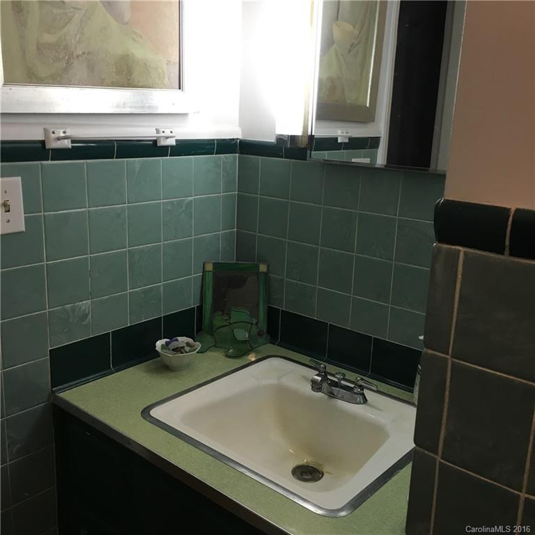 124 Wells Street - Photo 16