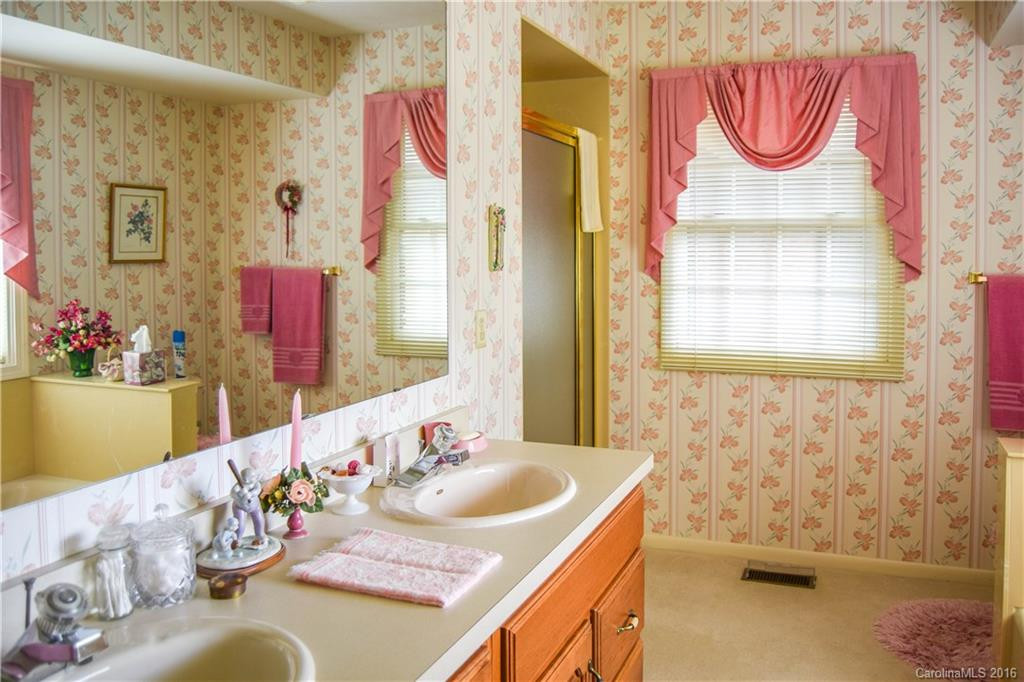 135 Sweetwater Hills Drive #35 - Photo 13