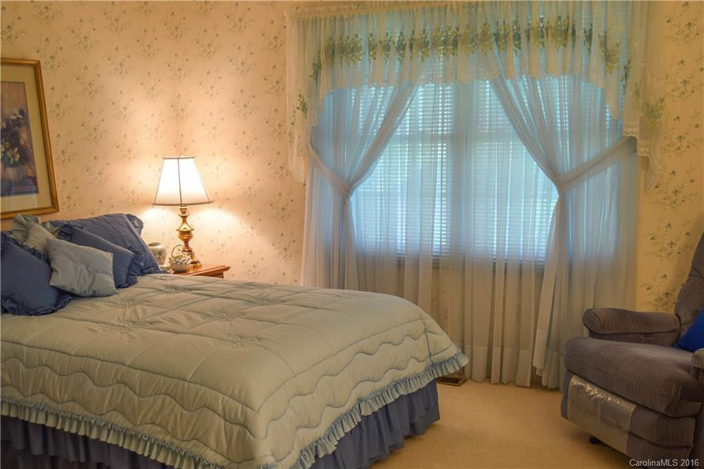 135 Sweetwater Hills Drive #35 - Photo 16