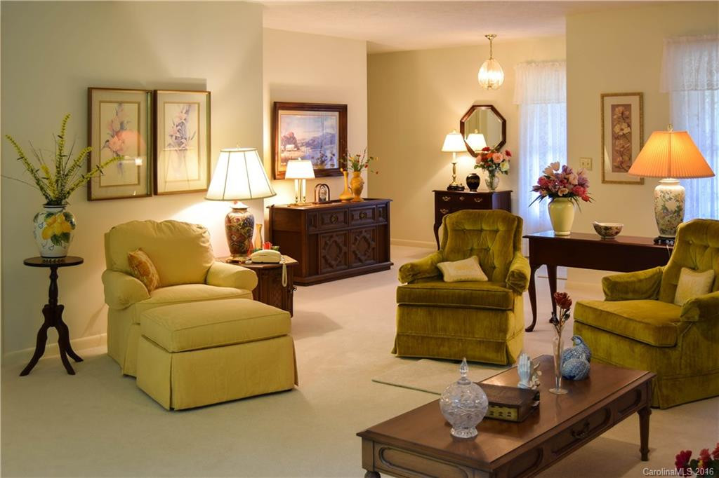 135 Sweetwater Hills Drive #35 - Photo 3
