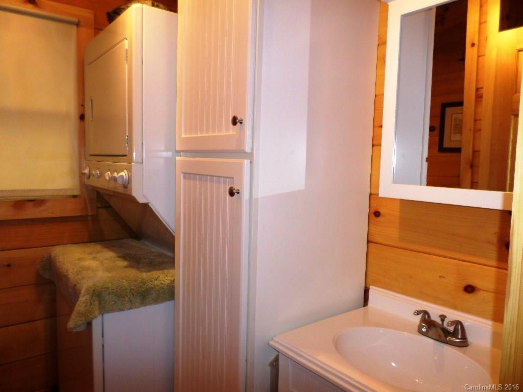 758 Autumn Drive - Photo 11