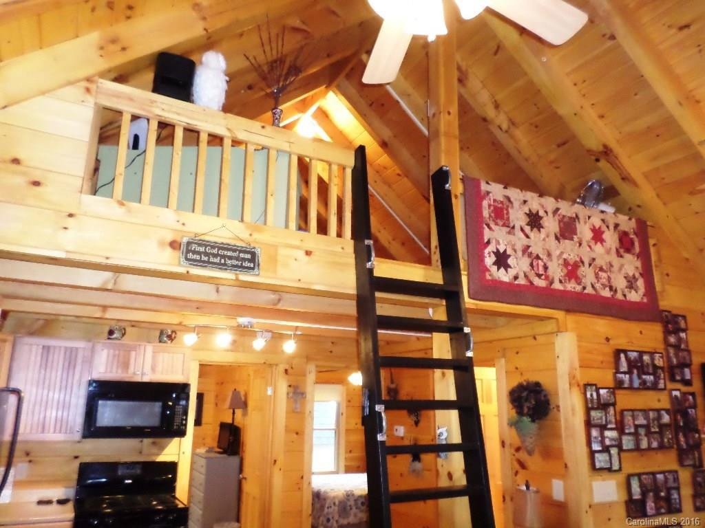 758 Autumn Drive - Photo 16