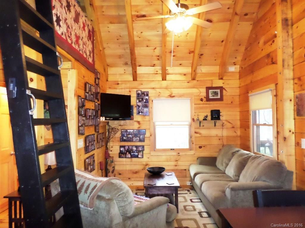 758 Autumn Drive - Photo 17
