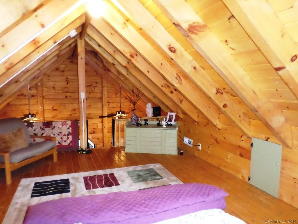 758 Autumn Drive - Photo 8