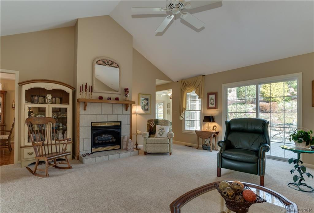149 Brookside Drive - Photo 2