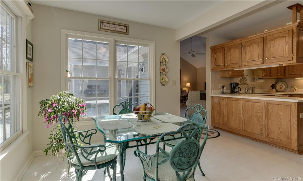 149 Brookside Drive - Photo 6