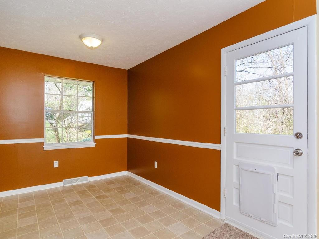 99 Martin Avenue - Photo 11