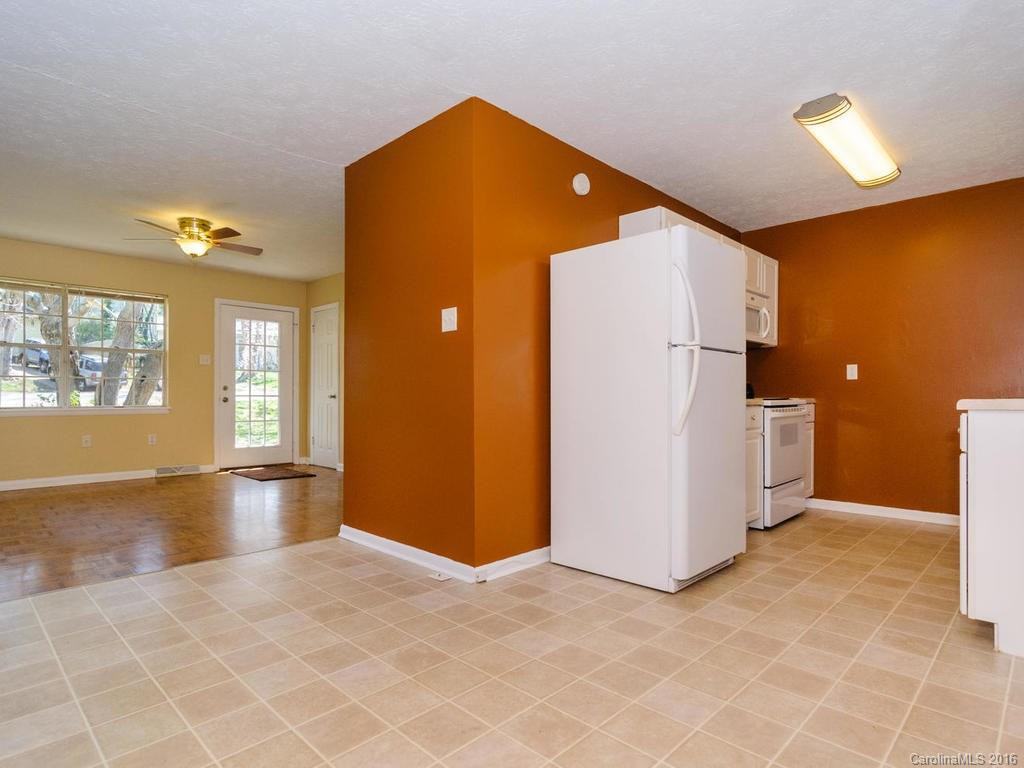 99 Martin Avenue - Photo 12