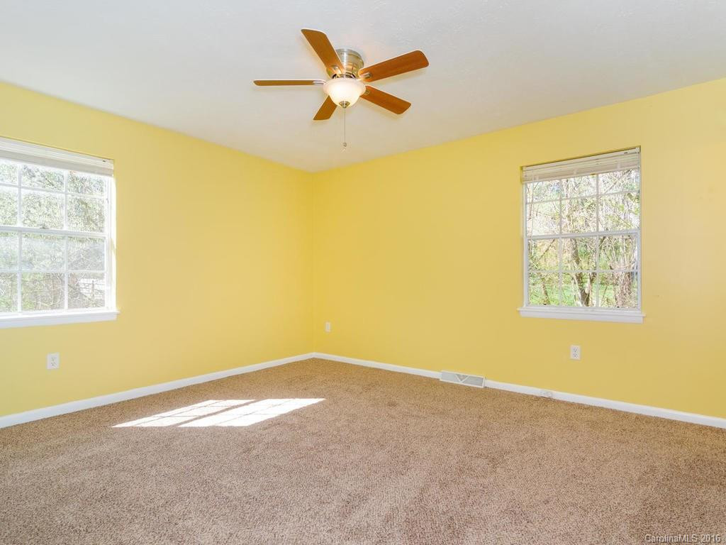 99 Martin Avenue - Photo 15