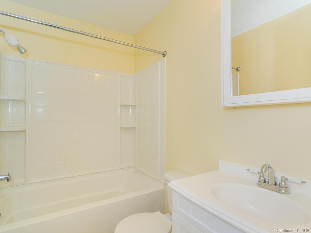 99 Martin Avenue - Photo 17