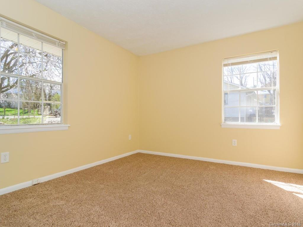 99 Martin Avenue - Photo 18
