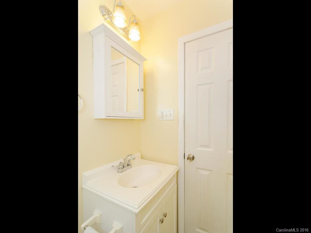 99 Martin Avenue - Photo 20