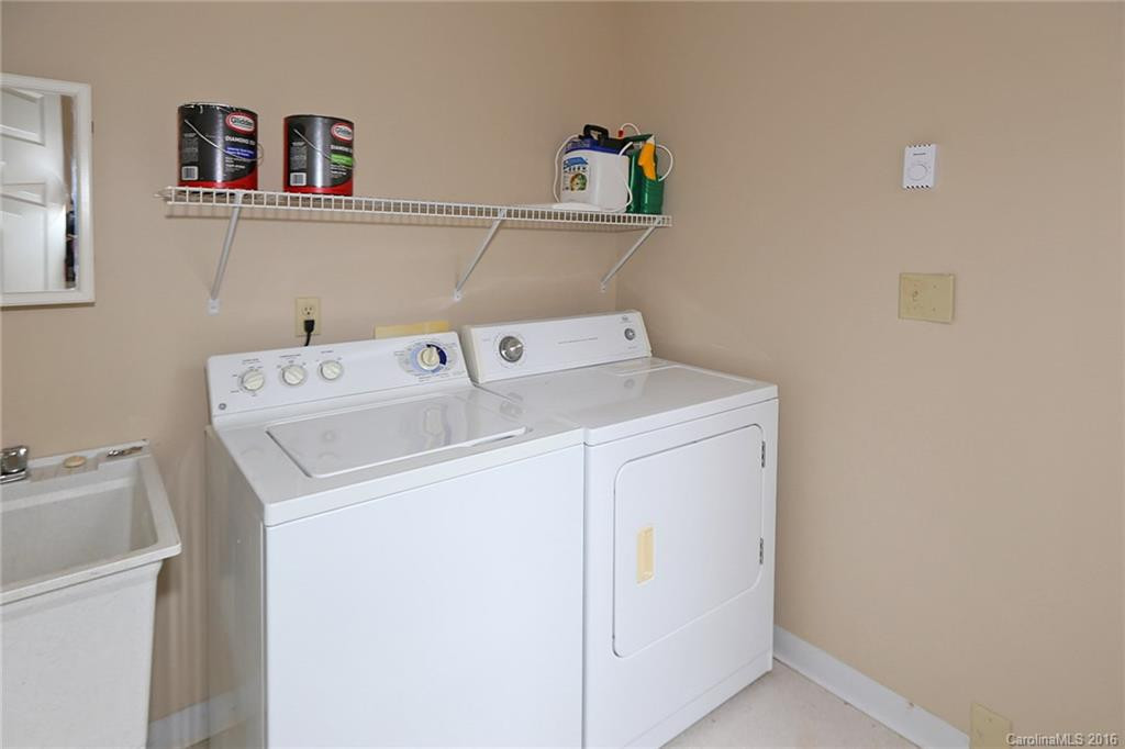 285 Emerald Lane - Photo 14