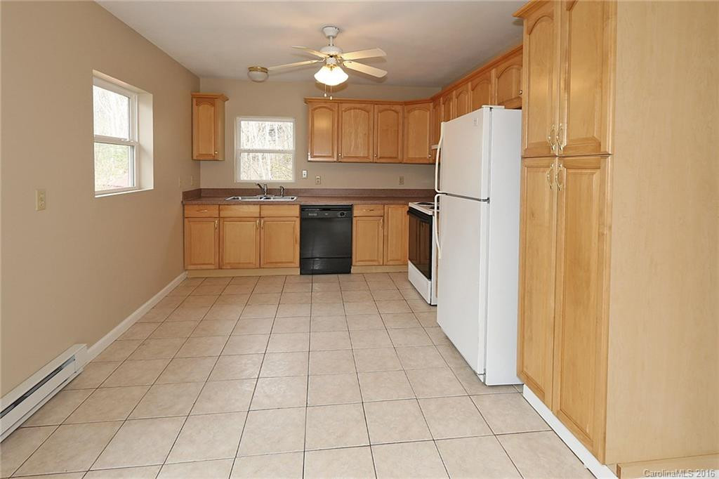 285 Emerald Lane - Photo 6