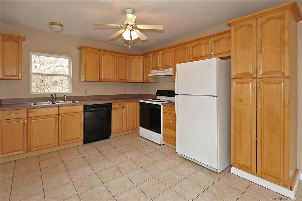 285 Emerald Lane - Photo 7