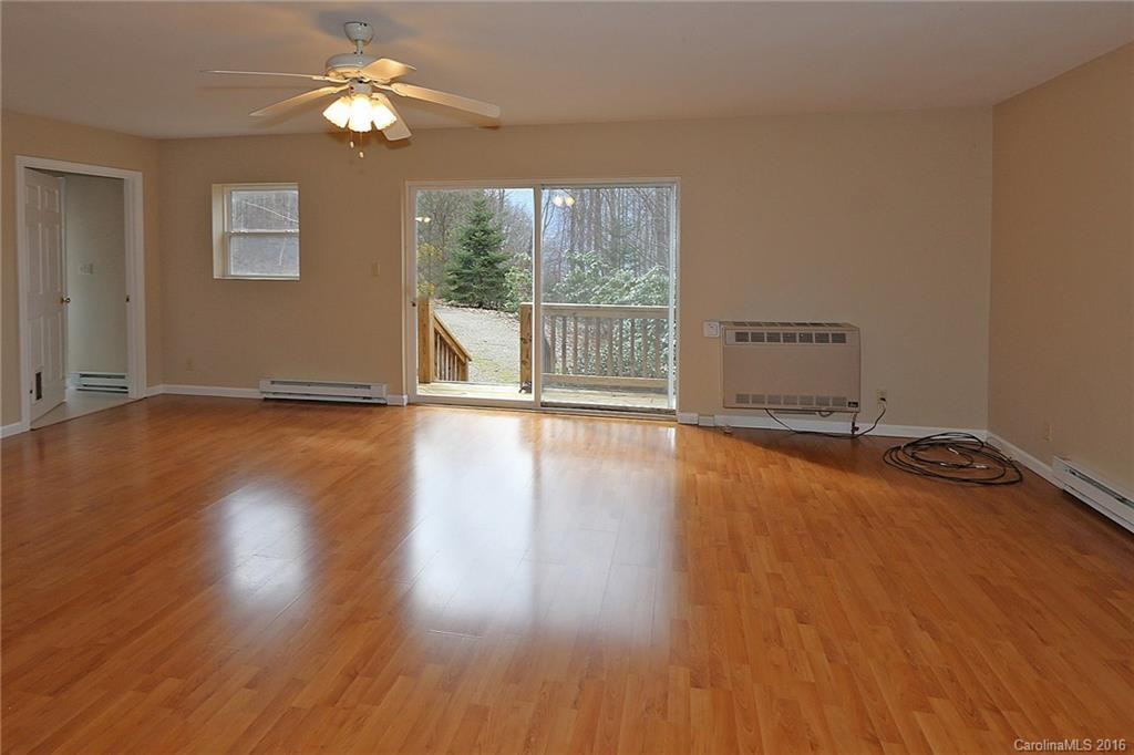 285 Emerald Lane - Photo 10
