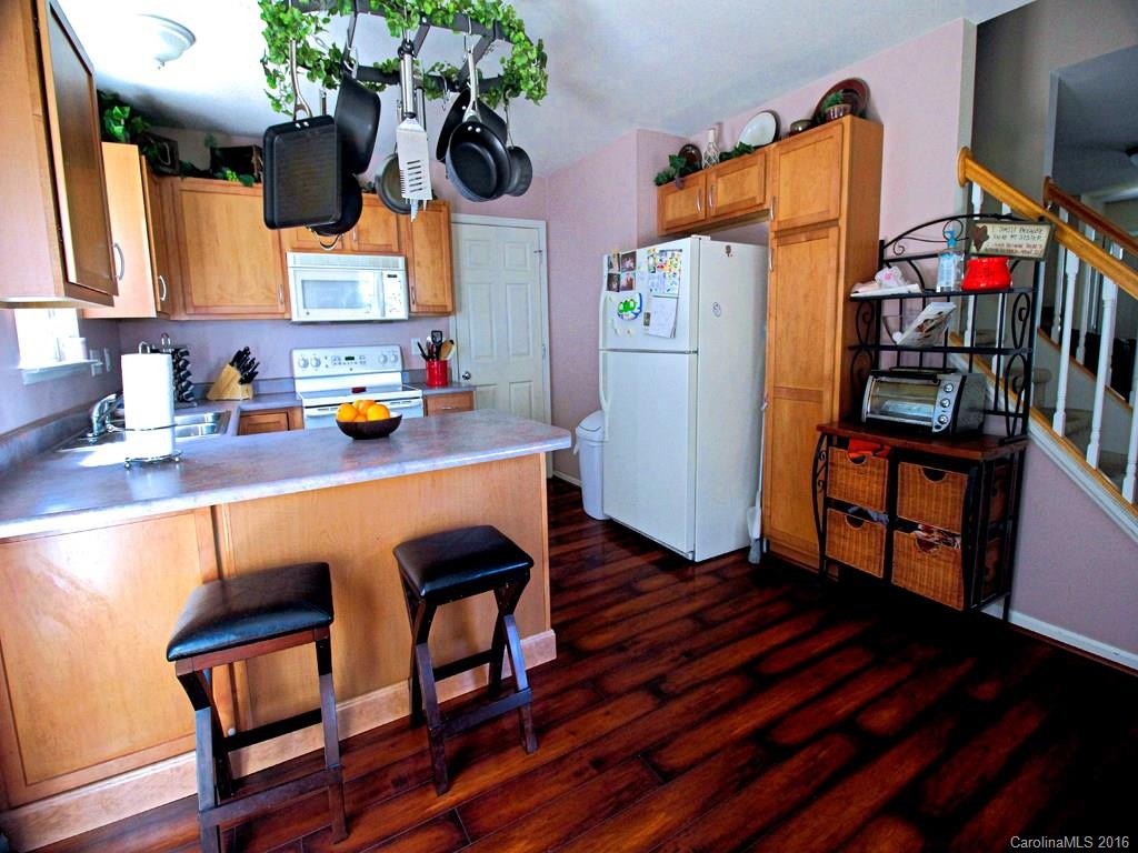 181 Farington Circle #181 - Photo 2