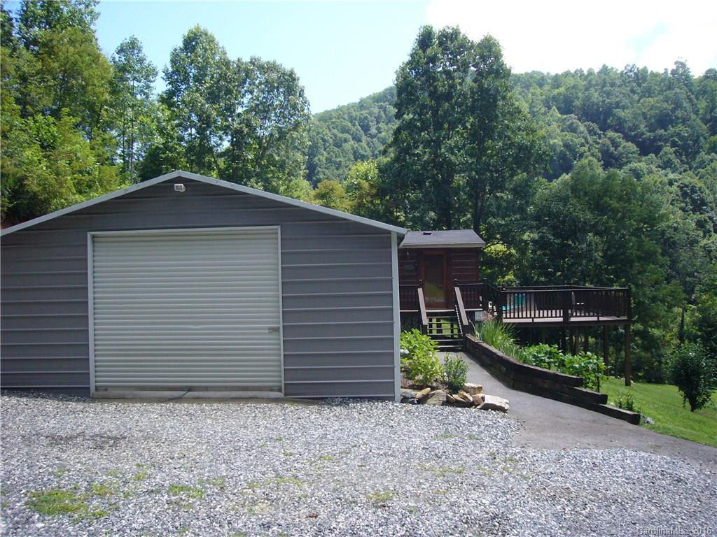 6239 Walnut Creek Road - Photo 2