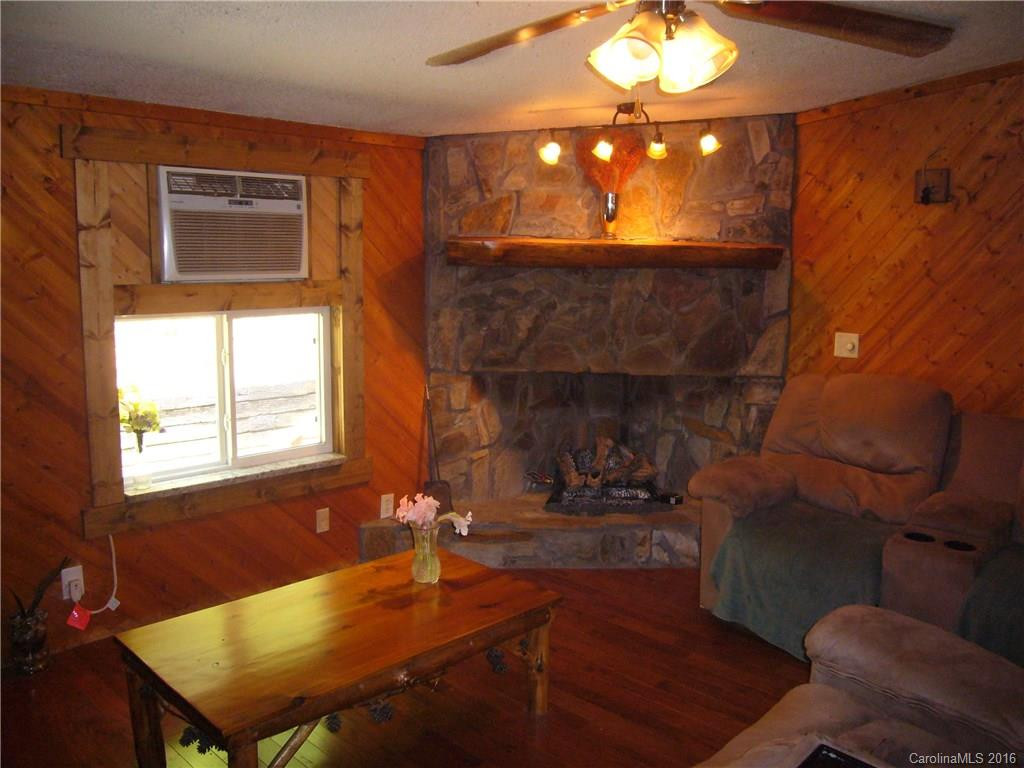 6239 Walnut Creek Road - Photo 3