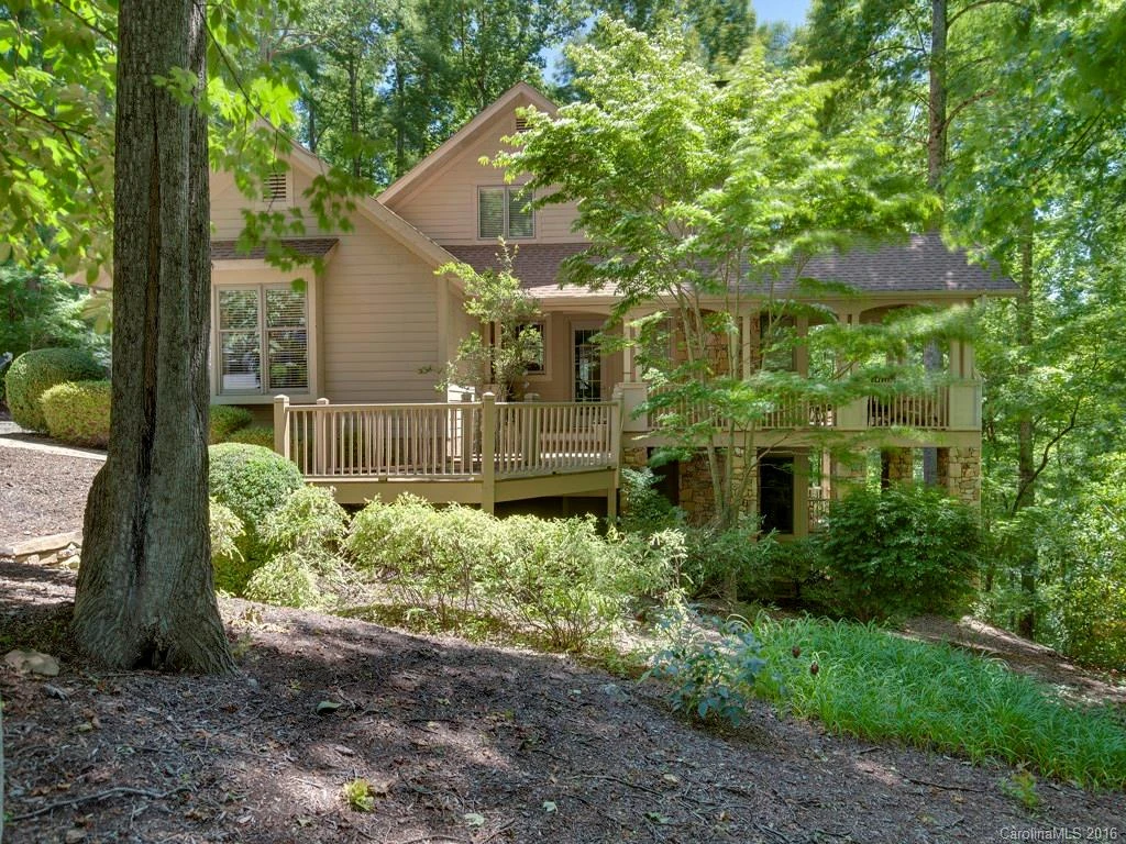 202 Bent Pine Trace
