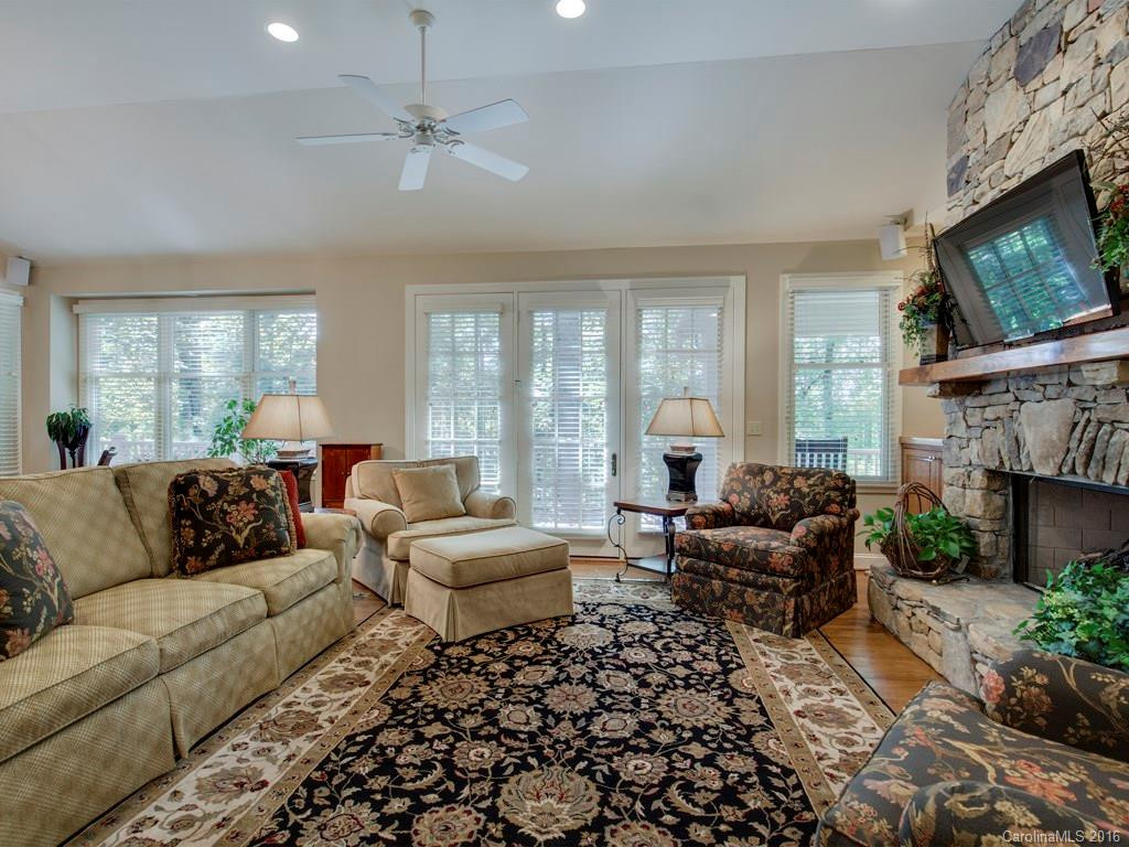 202 Bent Pine Trace - Photo 2