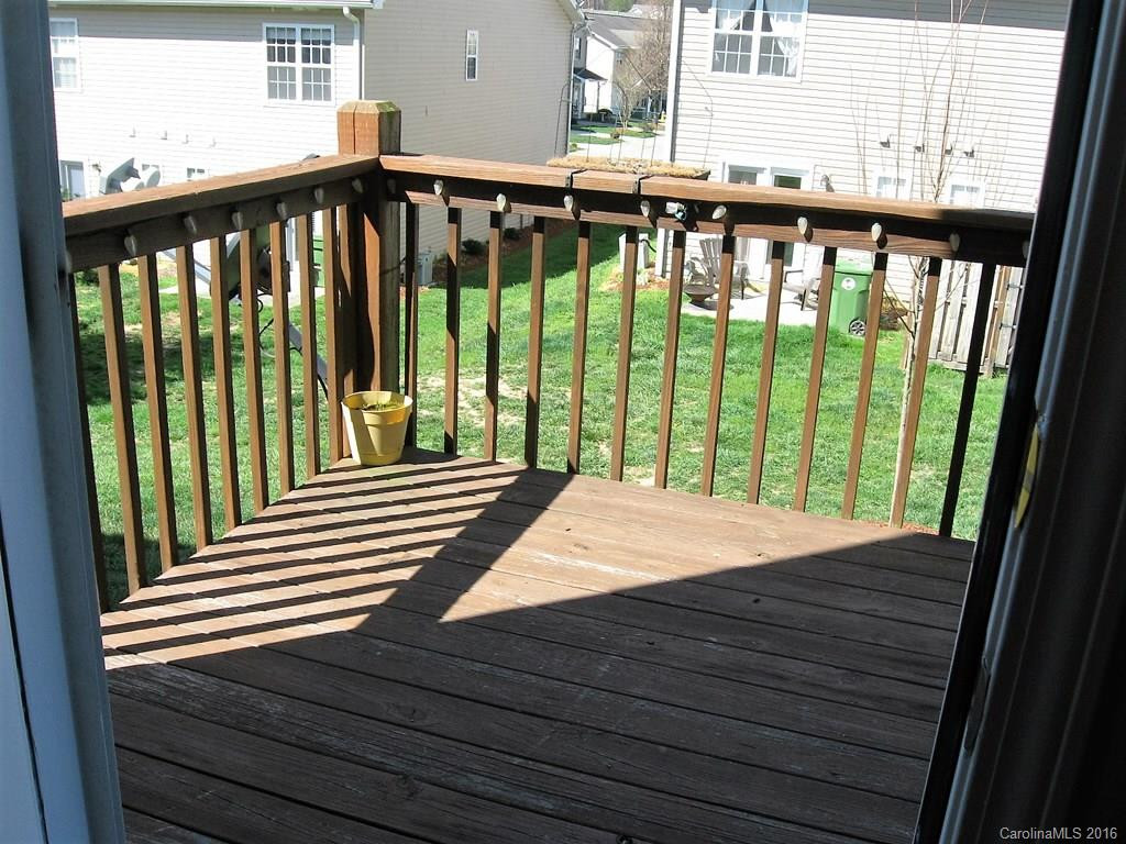 379 Wiltshire Circle #379 - Photo 18