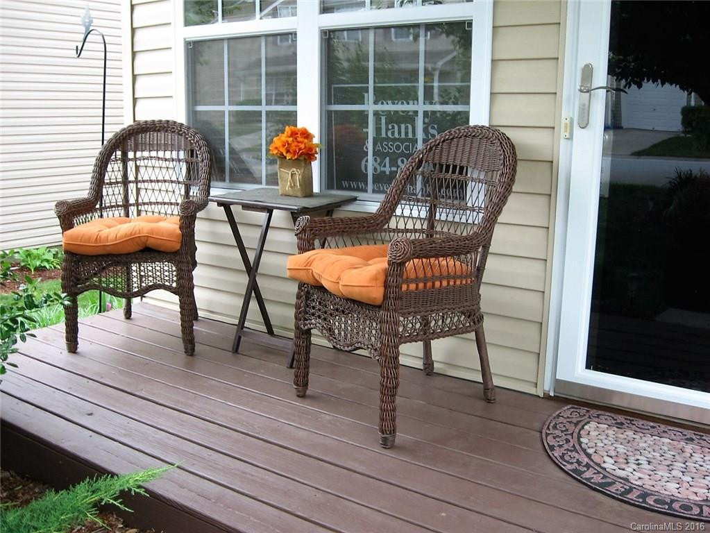 379 Wiltshire Circle #379 - Photo 3