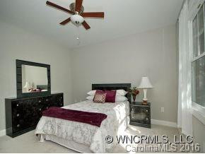 73 Honeysuckle Lane - Photo 4