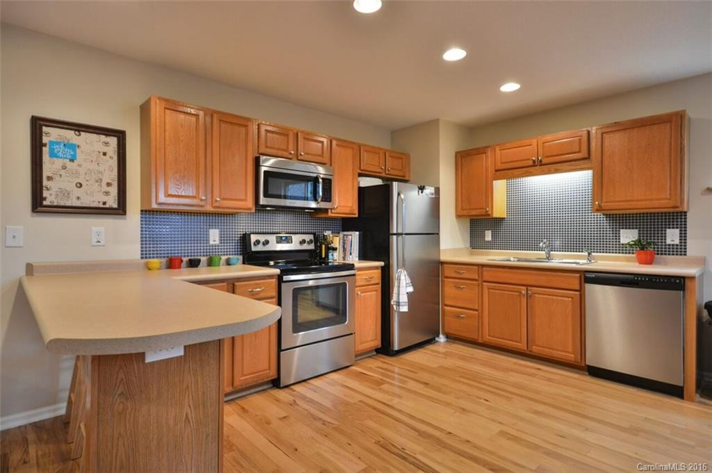 120 Ridgeway Avenue - Photo 8