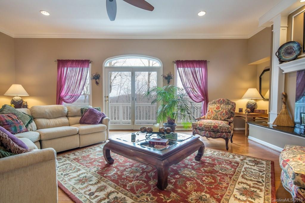 40 Sugar Maple Drive #250 - Photo 3