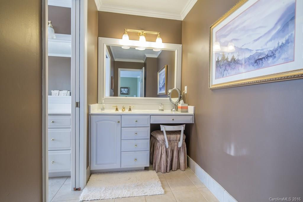 40 Sugar Maple Drive #250 - Photo 10
