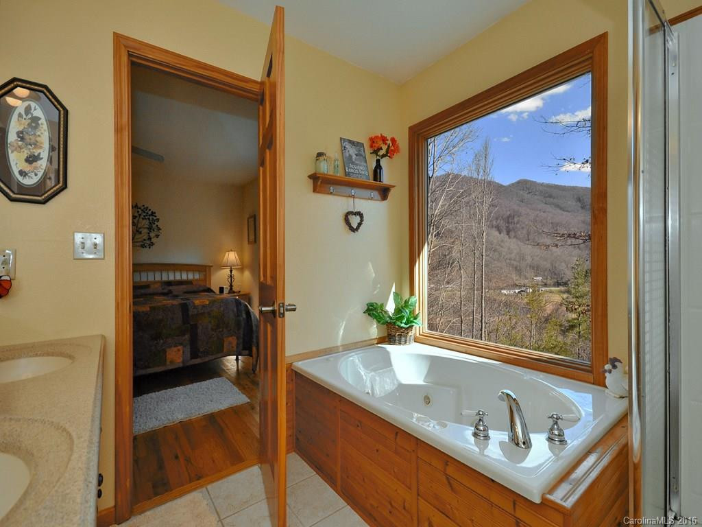 476 Sharp Top Road - Photo 12
