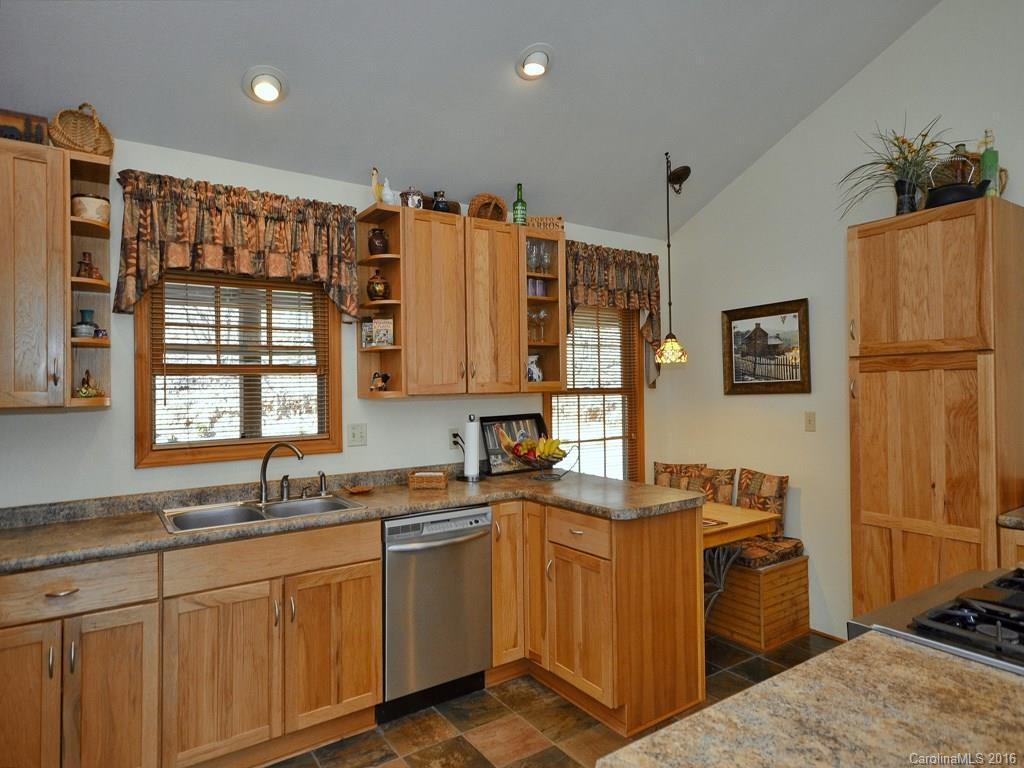 476 Sharp Top Road - Photo 5