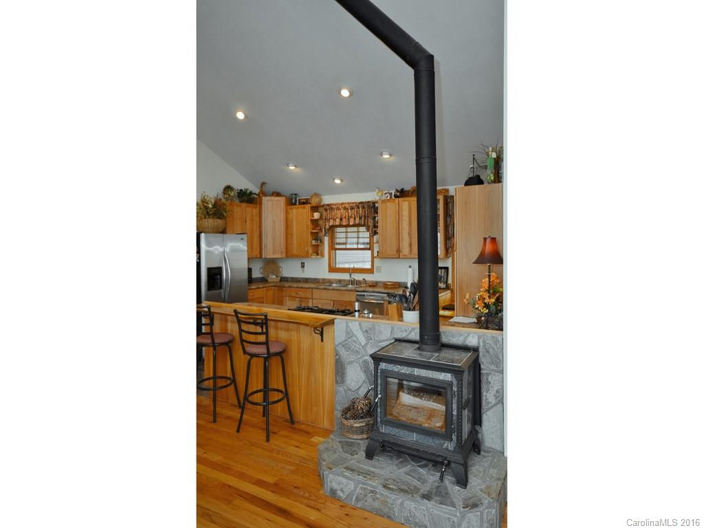 476 Sharp Top Road - Photo 10