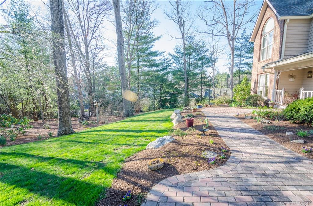 2 Quail Hollow Drive - Photo 2
