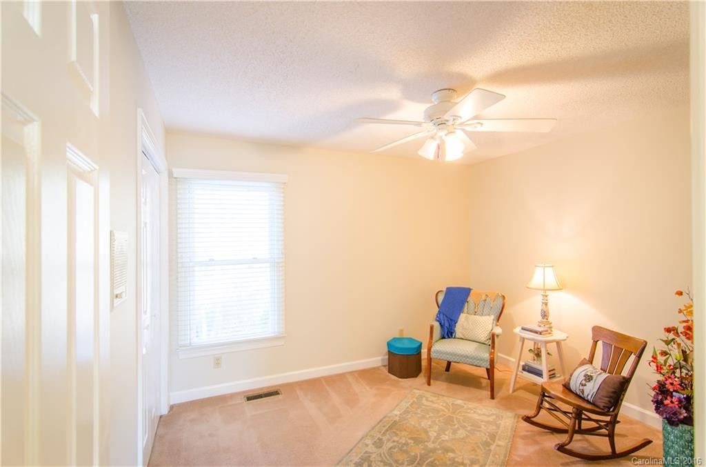 2 Quail Hollow Drive - Photo 15
