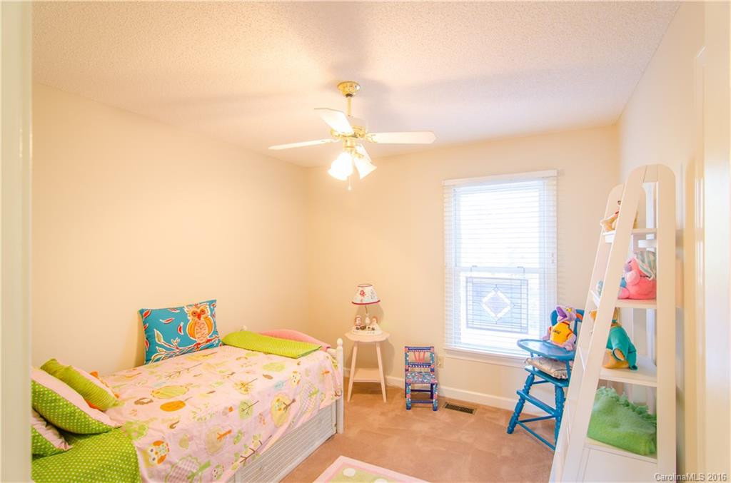2 Quail Hollow Drive - Photo 16