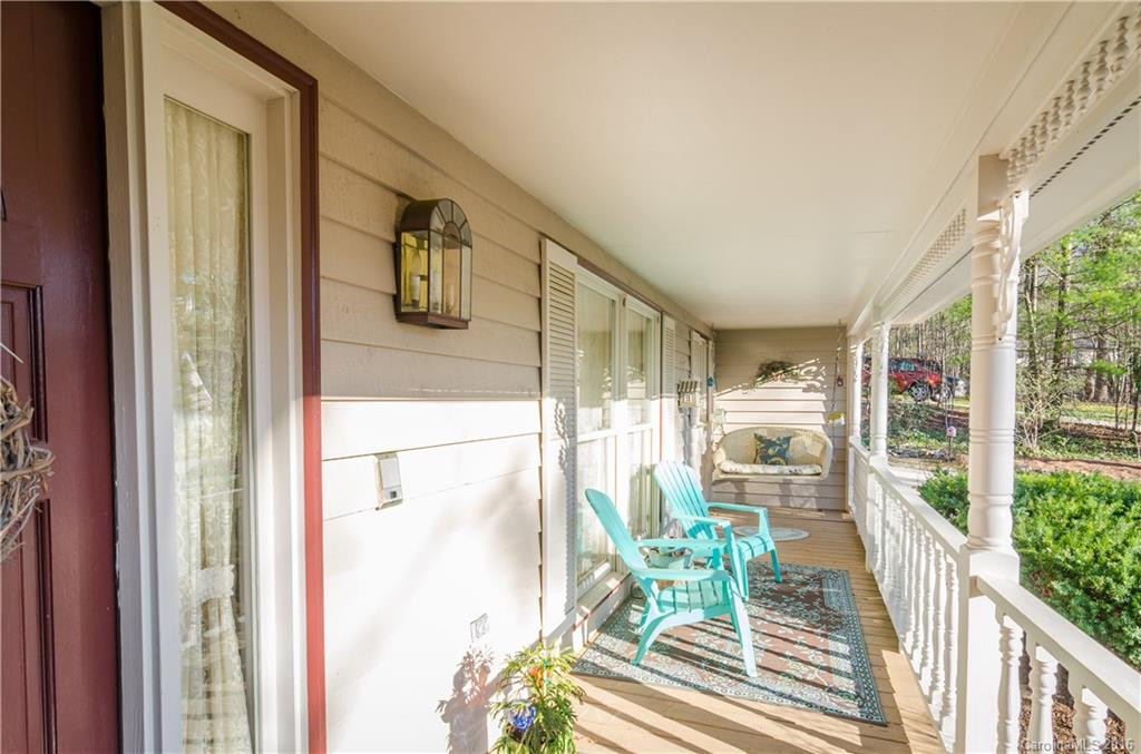 2 Quail Hollow Drive - Photo 3