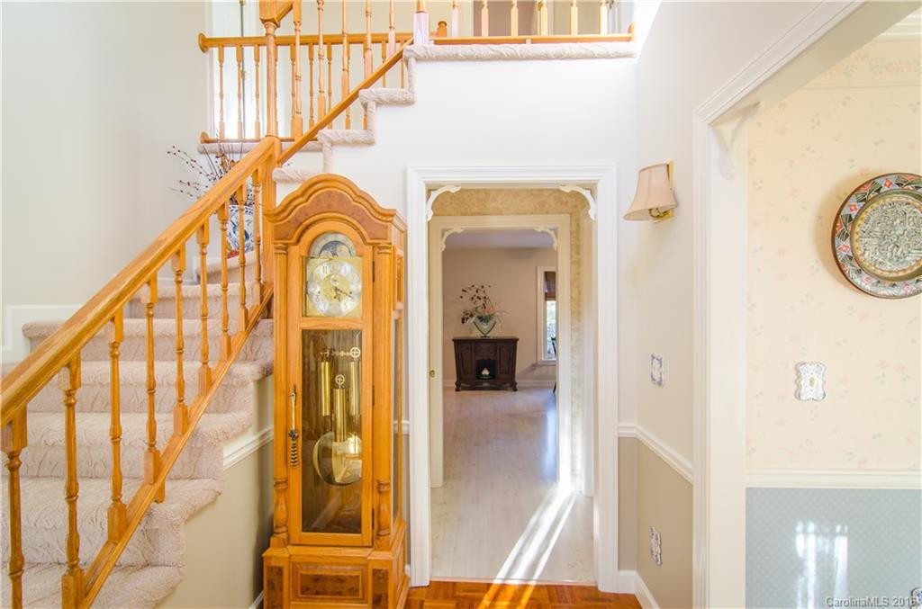 2 Quail Hollow Drive - Photo 4