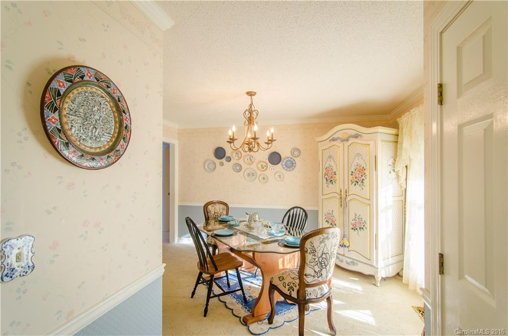 2 Quail Hollow Drive - Photo 5