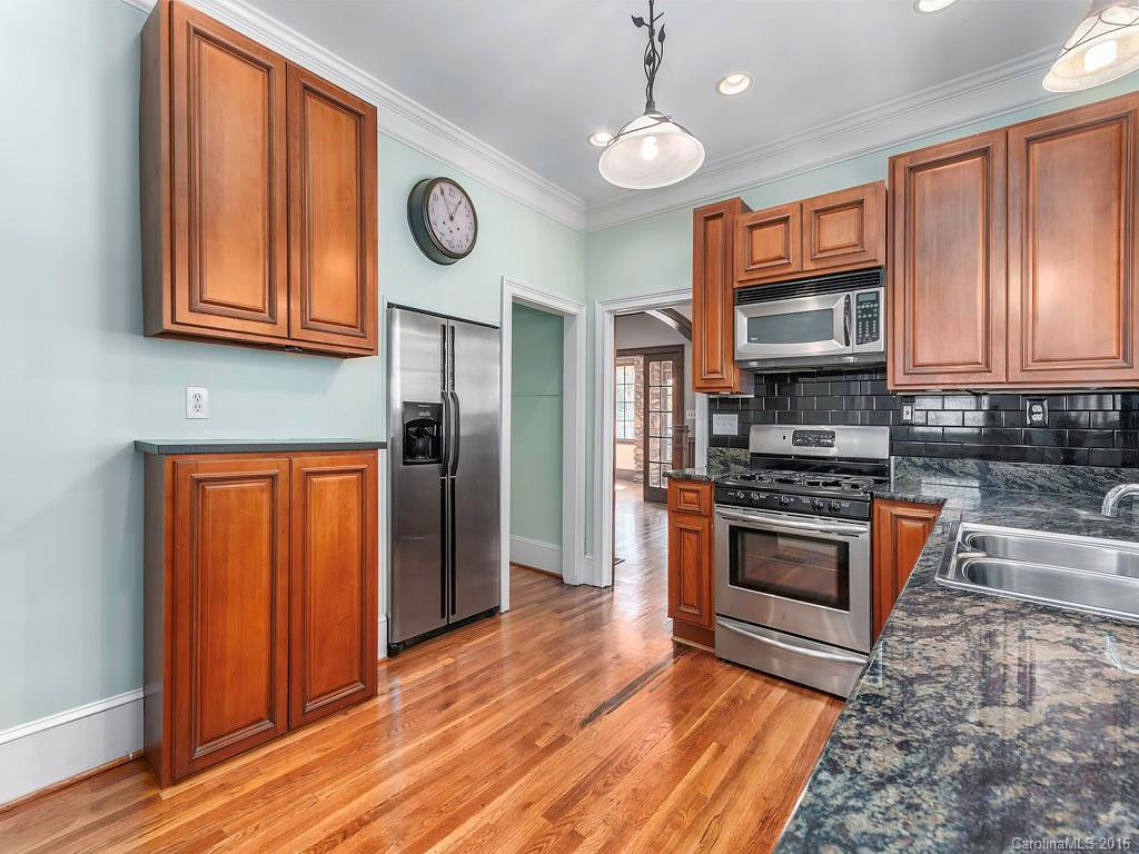184 Courtland Place - Photo 8