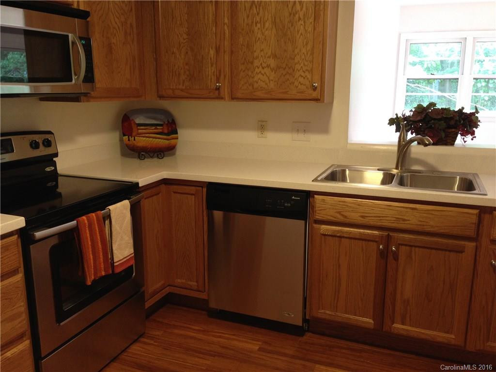 13 Deanwood Circle #5 - Photo 3
