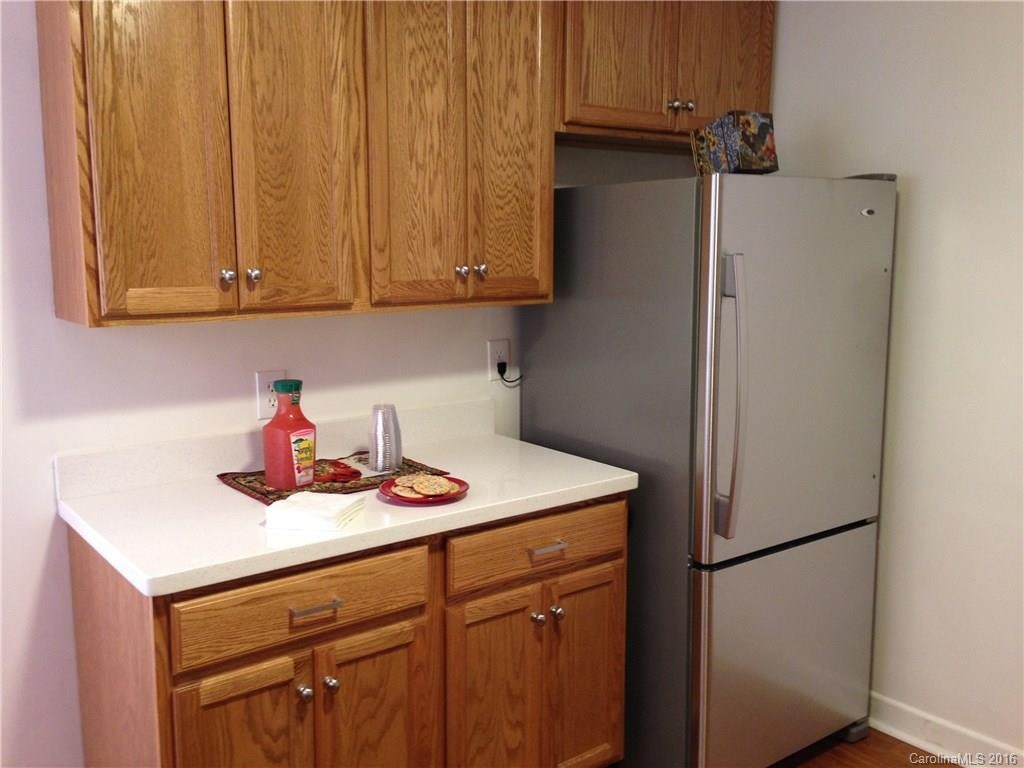 13 Deanwood Circle #5 - Photo 4