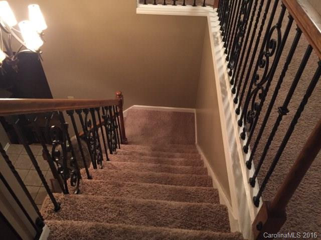 338 Deepwood Drive - Photo 12