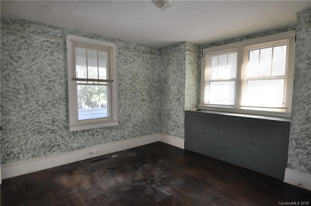 528 5th Avenue - Photo 6